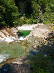 Am Isorno beim Baden, Herrlich klares Wasser